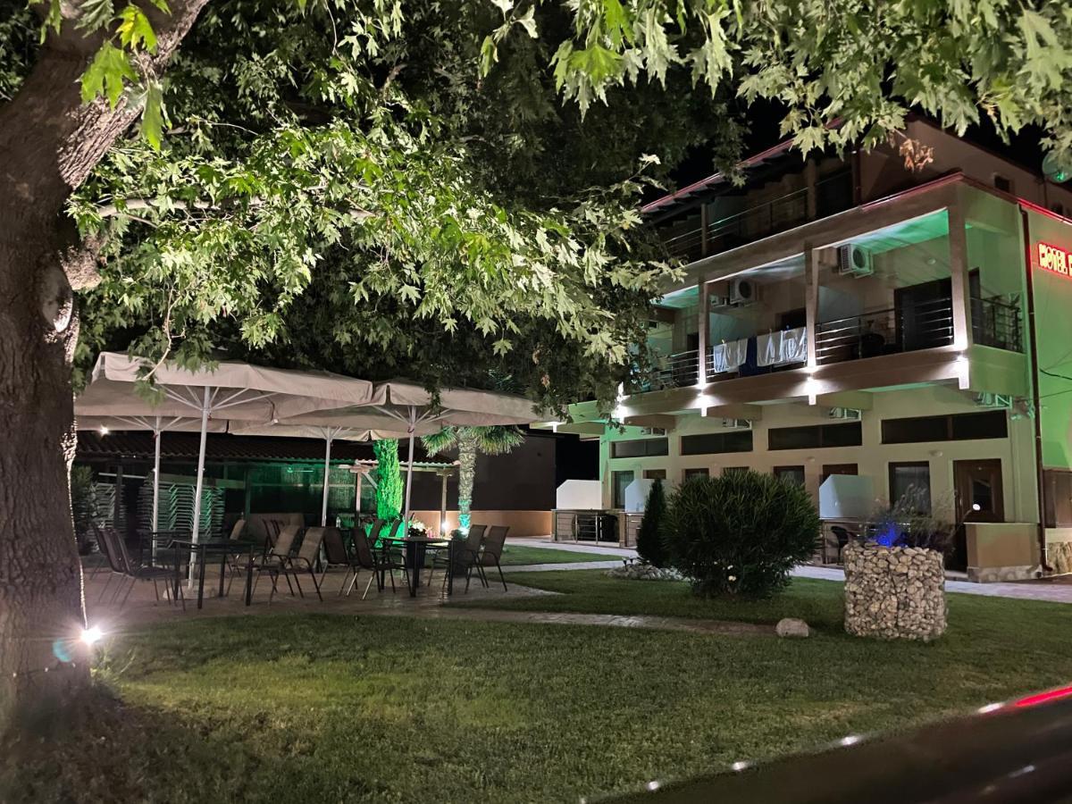 Helios Hotel Stavros  Exteriér fotografie